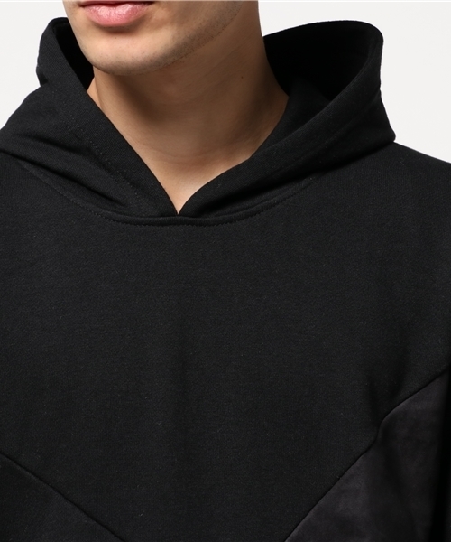 VENCEEXCHANGE（ヴァンスエクスチェンジ）の「裏毛スエード切替パーカープルオーバー（パーカー・メンズ・ブラック/グレー・MEDIUM/LARGE）」の5枚目の写真