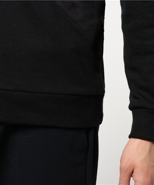 VENCEEXCHANGE（ヴァンスエクスチェンジ）の「裏毛スエード切替パーカープルオーバー（パーカー・メンズ・ブラック/グレー・MEDIUM/LARGE）」の7枚目の写真