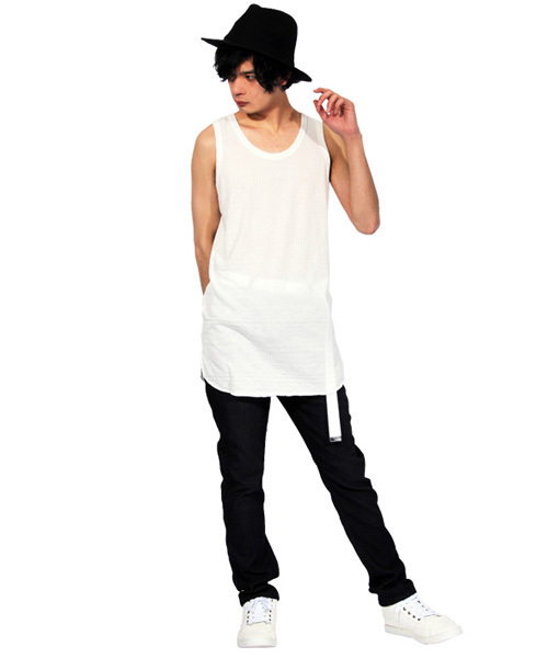 ８(eight)（エイト）の「ロング丈 タンクトップ ジャガード柄（タンクトップ・メンズ・ブラック/ホワイト/カーキ・MEDIUM/LARGE/X-LARGE）」の4枚目の写真