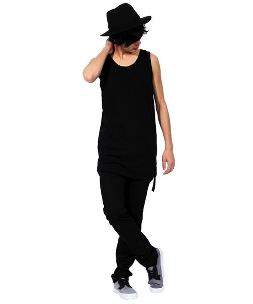 ８(eight)（エイト）の「ロング丈 タンクトップ ジャガード柄（タンクトップ・メンズ・ブラック/ホワイト/カーキ・MEDIUM/LARGE/X-LARGE）」の5枚目の写真