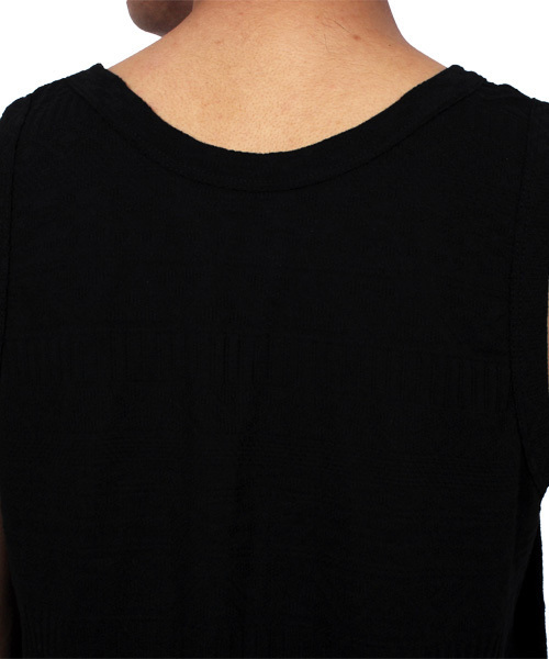 ８(eight)（エイト）の「ロング丈 タンクトップ ジャガード柄（タンクトップ・メンズ・ブラック/ホワイト/カーキ・MEDIUM/LARGE/X-LARGE）」の15枚目の写真