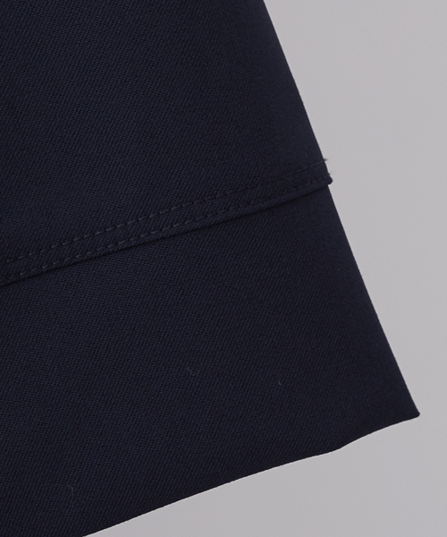 STUDIOUS（ステュディオス）の「STUDIOUS ギャバビッグポケットプルオーバーシャツ（Tシャツ/カットソー・メンズ・ネイビー/グレー・3/1/2）」の12枚目の写真