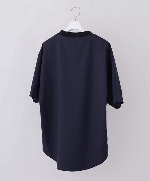 STUDIOUS（ステュディオス）の「STUDIOUS ギャバビッグポケットプルオーバーシャツ（Tシャツ/カットソー・メンズ・ネイビー/グレー・3/1/2）」の14枚目の写真