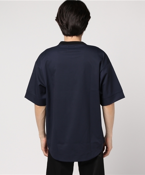 STUDIOUS（ステュディオス）の「STUDIOUS ギャバビッグポケットプルオーバーシャツ（Tシャツ/カットソー・メンズ・ネイビー/グレー・3/1/2）」の4枚目の写真