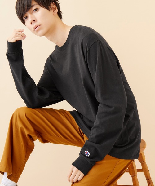 Champion（チャンピオン）の「Champion Authentic T-SHIRTS/ チャンピオン コットン Tシャツ ビッグシルエット (ロングスリーブ)（Tシャツ/カットソー・メンズ・ホワイト/ブラック/ネイビー/グレー/レッド/ロイヤルブルー・XL/XXL）」の2枚目の写真