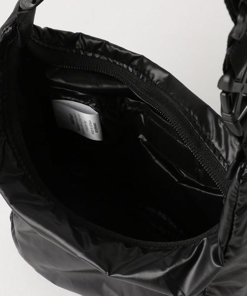 THE NORTH FACE（ザノースフェイス）の「＜THE NORTH FACE＞トラベルキャニスター S（ショルダーバッグ・レディース・ブラック・FREE）」の3枚目の写真