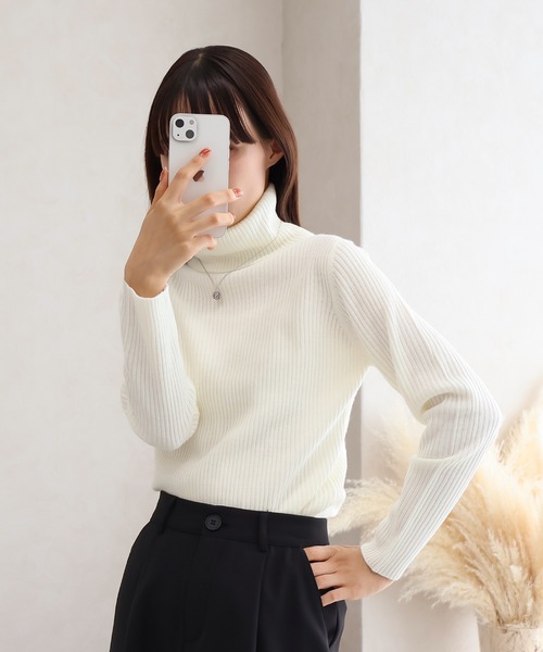 Social GIRL（ソーシャルガール）の「タートルネックリブニット（ニット/セーター・レディース・グレー/パープル/グリーン/ブルー/マスタード/ブラック/オフホワイト/ピンク/ベージュ/ブラウン・M/L）」の17枚目の写真