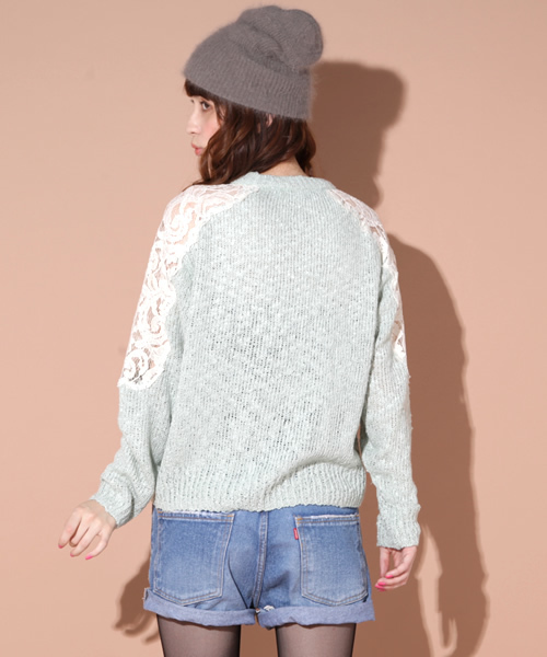 LAGUNAMOON(ラグナムーン)の「ショルダーカッティングレースニット (ニット/セーター・レディース・ミント/ベージュ/サックスブルー・FREE)」の7枚目の写真