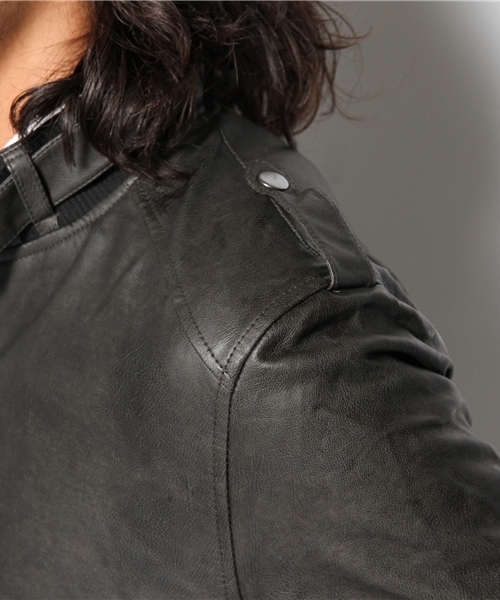 WEGO(ウィゴー)の「WEGO/フェイクレザーシングルライダースジャケット(ライダースジャケット・メンズ・ブラック/ブルー・MEDIUM/LARGE)」の8枚目の写真