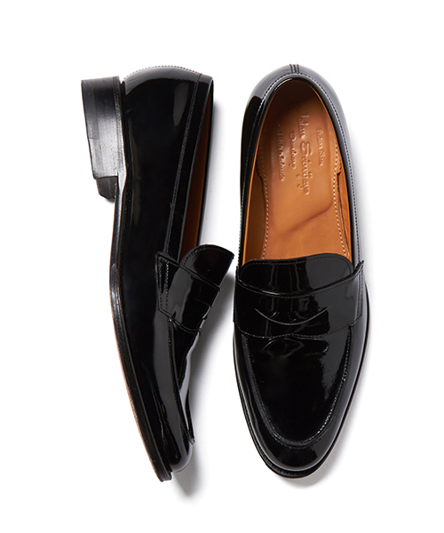 JALAN SRIWIJAYA（ジャランスリウァヤ）の「JALAN SRIWIJAYA / コイン ローファー（ドレスシューズ・レディース・ブラック×ホワイト/ブラック・4/6.5/3.5/5/4.5/5.5/6）」の2枚目の写真