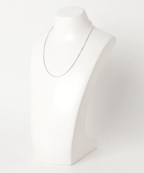 STUDIOUS（ステュディオス）の「【STUDIOUS】シルバースネークチェーンショートネックレス（ネックレス・メンズ・シルバー・FREE）」の2枚目の写真