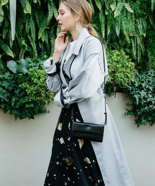 YAHKI（ヤーキ）の「【YAHKI(ヤーキ)】《STUDIOUS別注》お財布ショルダーミニバッグ YH-246（ショルダーバッグ・レディース・ブラック/ベージュ・FREE）」の16枚目の写真