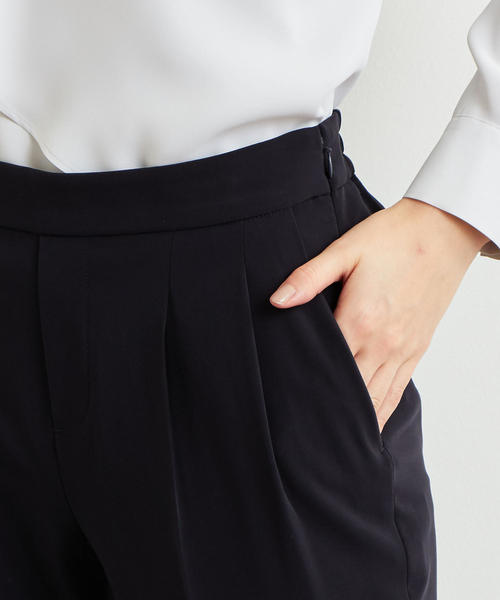 green label relaxing（グリーンレーベルリラクシング）の「[手洗い可能/パウダリードレープ]◆D テーパード パンツ NV/BK ◆（その他パンツ・レディース・ブラック/ネイビー・34/36/38/42/44/40/46）」の8枚目の写真