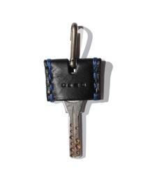 VIVIFY（ビビファイ）の「キーカバー/カラーステッチ/ブラックレザー（キーケース/キーアクセサリー）」