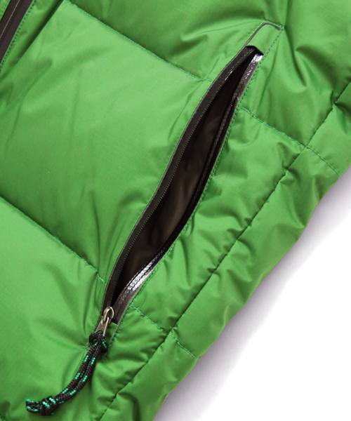 URBAN RESEARCH DOORS MENS(アーバンリサーチ ドアーズ メンズ)の「DOORS AURORA(ダウンジャケット/コート・メンズ・ネイビー/ブラック/グリーン/ブルー/オレンジ・36/38/40)」の12枚目の写真