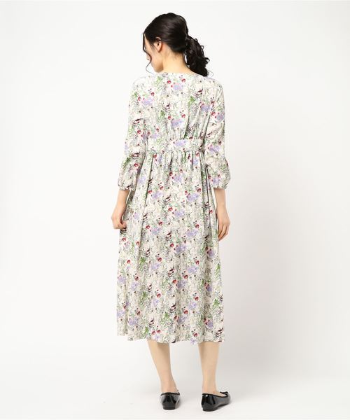 FREE'S MART（フリーズマート）の「スプリングフラワーワンピース（ワンピース・レディース・ホワイト系その他/イエロー系その他/ダークネイビー・FREE）」の4枚目の写真