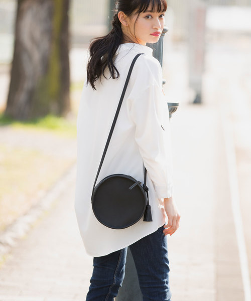 Luz Llena(ラズレナ)の「エステルブロードスキッパーシャツ(シャツ/ブラウス・レディース・ブラック/オフホワイト/グレイッシュベージュ・MEDIUM)」の11枚目の写真