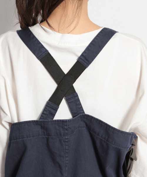 niko and...(ニコアンド)の「微配色ハギハギワークサロペット(サロペット/オーバーオール・レディース・ネイビー/カーキ・MEDIUM/LARGE)」の6枚目の写真