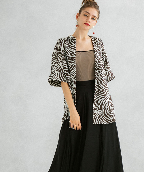 UNITED TOKYO（ユナイテッドトウキョウ）の「オーガンシャツチュニック（シャツ/ブラウス・レディース・ベージュ/マルチ/ブラック・1）」の3枚目の写真