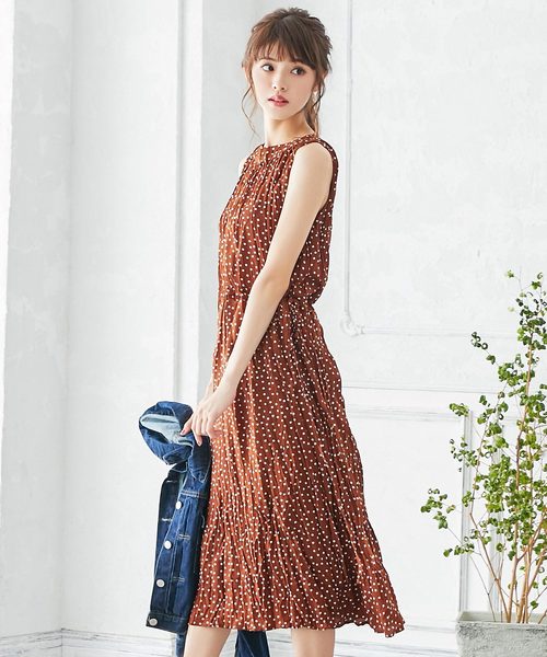 KOBE LETTUCE(コウベレタス)の「ワッシャーノースリーブマキシワンピース(ワンピース・レディース・レッド系その他/ベージュ/ブラウン系その他/ミント・FREE)」の2枚目の写真