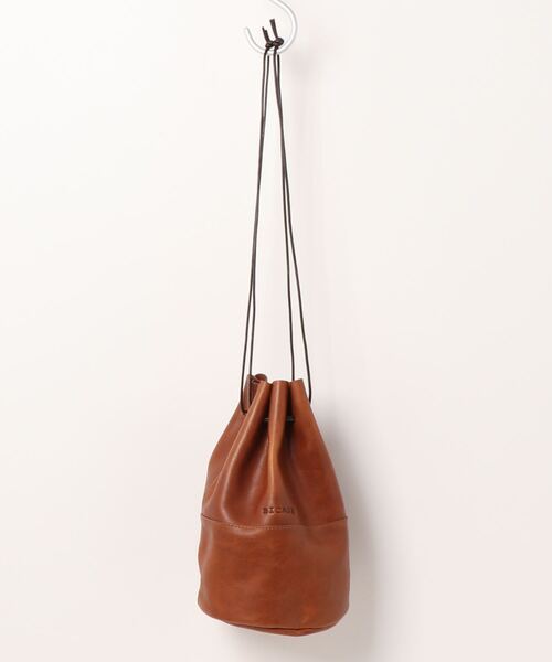 BICASH（ビカーシ）の「【BICASH/ビカーシ】レザー巾着バッグ/#B842（ショルダーバッグ・メンズ・ブラック/ダークブラウン/ネイビー/ブラウン/レッド/グリーン/アイボリー/オフホワイト/ホワイト/タン/グレー/ダークネイビー/シルバー・FREE/SMALL）」の8枚目の写真