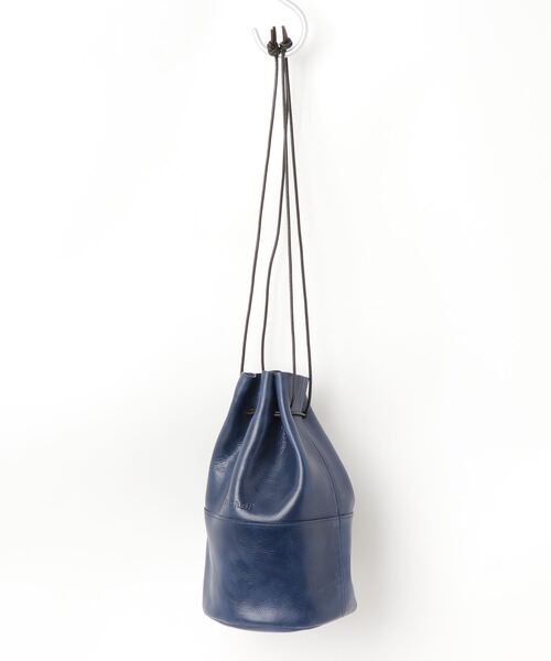 BICASH（ビカーシ）の「【BICASH/ビカーシ】レザー巾着バッグ/#B842（ショルダーバッグ・メンズ・ブラック/ダークブラウン/ネイビー/ブラウン/レッド/グリーン/アイボリー/オフホワイト/ホワイト/タン/グレー/ダークネイビー/シルバー・FREE/SMALL）」の10枚目の写真