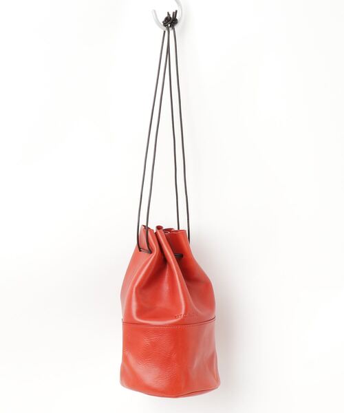 BICASH（ビカーシ）の「【BICASH/ビカーシ】レザー巾着バッグ/#B842（ショルダーバッグ・メンズ・ブラック/ダークブラウン/ネイビー/ブラウン/レッド/グリーン/アイボリー/オフホワイト/ホワイト/タン/グレー/ダークネイビー/シルバー・FREE/SMALL）」の12枚目の写真