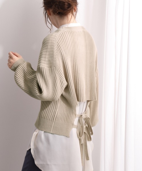 ViS(ビス)の「【ZOZOTOWN限定】バックリボンクルーネックニットプルオーバー(ニット/セーター)」|ベージュ