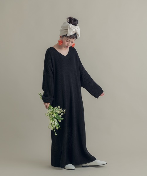 Libra Cue（リブラ キュー）の「Libra ルーズフィットニットロングワンピ（ワンピース・レディース・アイボリー/ブラック/グレー・FREE）」の10枚目の写真