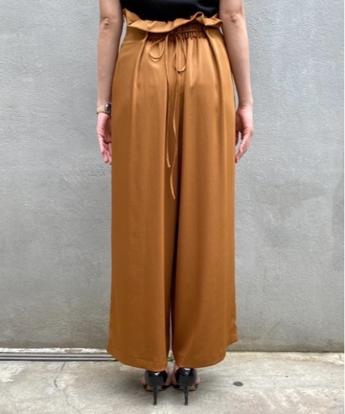 LOUNGEDRESS（ラウンジドレス）の「ハンマーサロペット（その他パンツ・レディース・ブラック/ブラウン・FREE）」の15枚目の写真