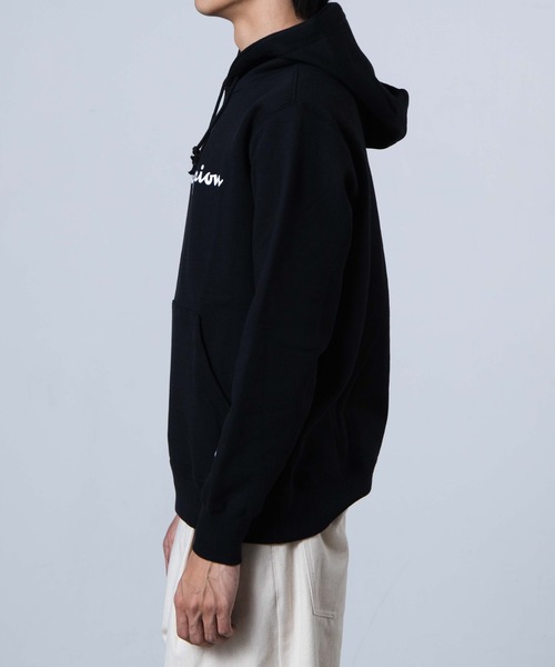 Champion(チャンピオン)の「WEGO/Champion 起毛ロゴプルパーカー(パーカー・メンズ・ホワイト/ブラック/ダークグリーン・LARGE/MEDIUM)」の16枚目の写真