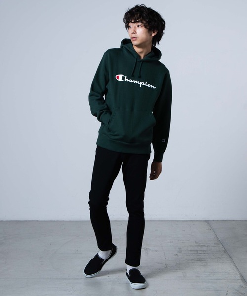 Champion(チャンピオン)の「WEGO/Champion 起毛ロゴプルパーカー(パーカー・メンズ・ホワイト/ブラック/ダークグリーン・LARGE/MEDIUM)」の10枚目の写真