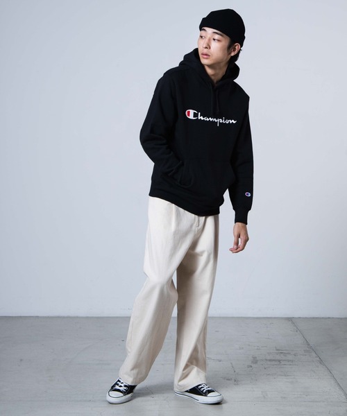Champion(チャンピオン)の「WEGO/Champion 起毛ロゴプルパーカー(パーカー・メンズ・ホワイト/ブラック/ダークグリーン・LARGE/MEDIUM)」の7枚目の写真