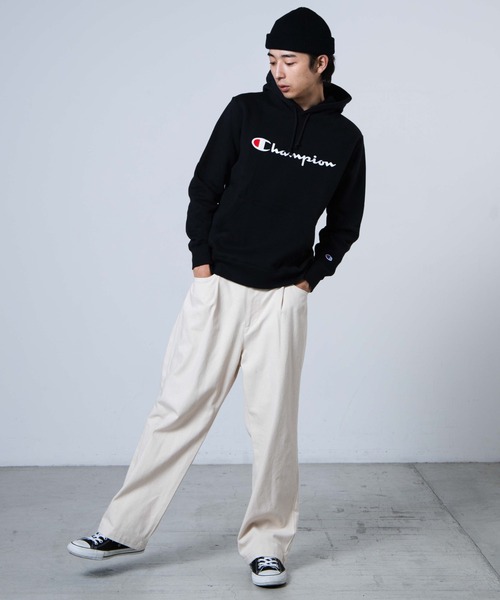 Champion(チャンピオン)の「WEGO/Champion 起毛ロゴプルパーカー(パーカー・メンズ・ホワイト/ブラック/ダークグリーン・LARGE/MEDIUM)」の9枚目の写真