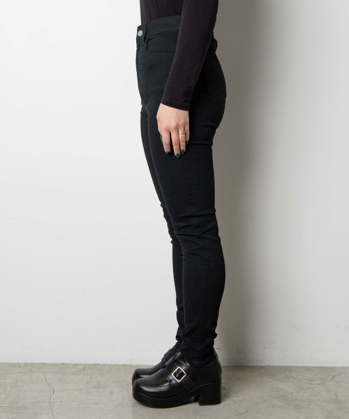 WEGO（ウィゴー）の「WEGO/【XS～Lサイズ】ハイウエストスキニーパンツ（デニムパンツ・レディース・インディゴブルー/ブラック/ダークインディゴブルー/ブラック系その他・MEDIUM/LARGE/SMALL/MEDIUM/TALL/X-SMALL）」の16枚目の写真