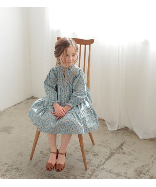 StompStamp（ストンプスタンプ）の「Coquette コケット　C131004 ｽﾀﾝﾄﾞﾌﾗﾜｰOP（ワンピース・キッズ・ブルー・100cm/80ｃｍ/120cm/130cm/110cm/90cm）」の4枚目の写真