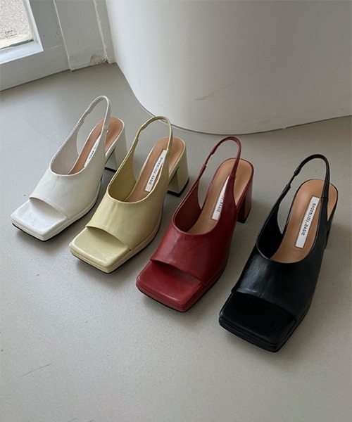 chuclla（チュクラ）の「Square-toe strap sandal chs137（サンダル・レディース・ホワイト/ブラック/イエロー・38/37/40/36/39）」の10枚目の写真