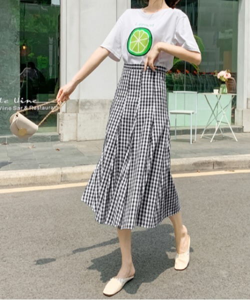 ABITOKYO(アビトーキョー)の「ギンガムチェックハイウエストフレアスカート(スカート・レディース・ブラック/グリーン/ブルー/ネイビー・S/M)」の6枚目の写真