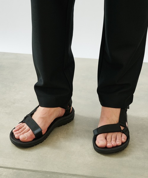 COLONY 2139（コロニートゥーワンスリーナイン）の「【MEN'S】ベルトスポーツサンダル（サンダル・メンズ・カーキ/ブラック/グレー・LARGE/MEDIUM）」の2枚目の写真