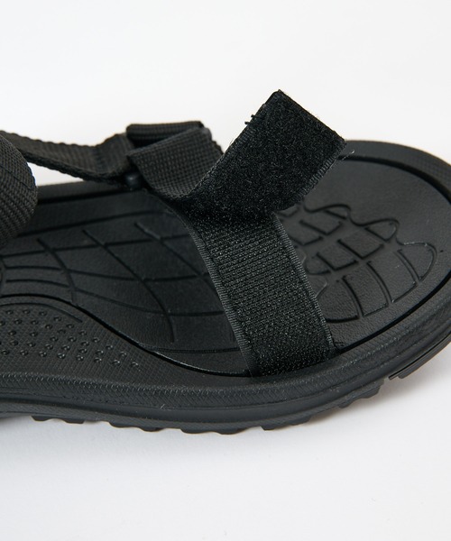 COLONY 2139（コロニートゥーワンスリーナイン）の「【MEN'S】ベルトスポーツサンダル（サンダル・メンズ・カーキ/ブラック/グレー・LARGE/MEDIUM）」の20枚目の写真