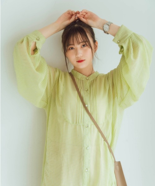 nemne store（ネンネストア）の「木漏れ日に光るシアードレスシャツ（シャツ/ブラウス・レディース・ホワイト/ライトブルー/イエロー/ブルー/ライトグリーン/アイボリー/モカ/その他1・フリー）」の5枚目の写真