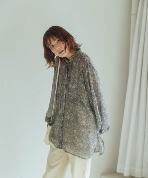 nemne store（ネンネストア）の「木漏れ日に光るシアードレスシャツ（シャツ/ブラウス・レディース・ホワイト/ライトブルー/イエロー/ブルー/ライトグリーン/アイボリー/モカ/その他1・フリー）」の6枚目の写真