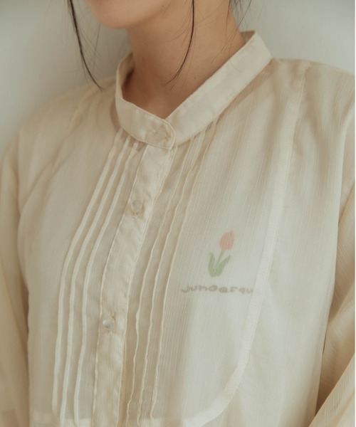 nemne store（ネンネストア）の「木漏れ日に光るシアードレスシャツ（シャツ/ブラウス・レディース・ホワイト/ライトブルー/イエロー/ブルー/ライトグリーン/アイボリー/モカ/その他1・フリー）」の13枚目の写真