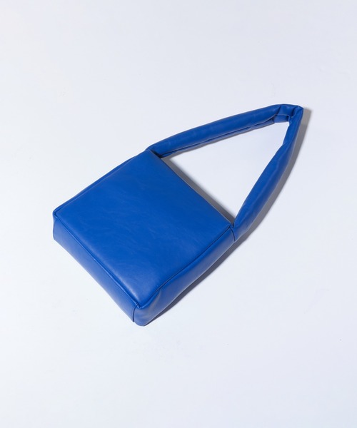 SAMO ONDOH（セイモオンド）の「【SAMO ONDOH】SPONGE BAG M LAMBSKIN / セイモオンド スポンジバッグ M ラムスキン（ショルダーバッグ・レディース・ブラック/ピンク/グリーン/クリーム/ブラウン/ブルー/レモンイエロー/スモーキーグリーン系・FREE）」の22枚目の写真