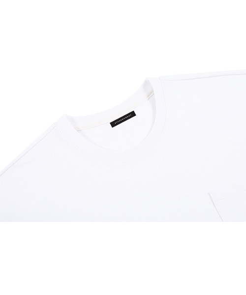 AT THE MOMENT(アットザモーメント)の「【AT THE MOMENT 】ビッグポケット オーバーサイズティーシャツ / Big Pocket Oversized T-shirt(Tシャツ/カットソー・メンズ・ホワイト/ブラック/ベージュ/ブルーグレー・MEDIUM/LARGE)」の22枚目の写真
