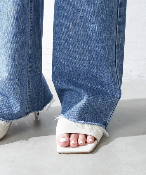 SHENERY（シーナリー）の「ダメージデニムパンツ（デニムパンツ・レディース・ブルー・38/36）」の21枚目の写真