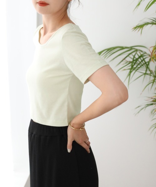 one after another NICE CLAUP（ワンアフターアナザーナイスクラップ）の「ビタミンカラーショートT（Tシャツ/カットソー・レディース・ブラック/パープル/オフホワイト/ピンク/イエロー/グリーン・フリー）」の4枚目の写真