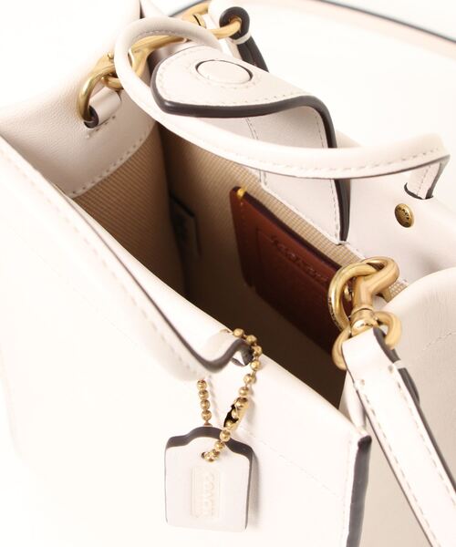 美品　 希少　COACH ハンドバッグ　トートバック　ショルダーバッグ　ホワイト COACH コーチ ホワイト レザー ハンドバッグ ショルダーバッグ