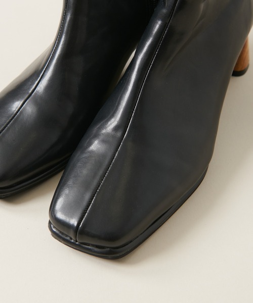natural couture（ナチュラルクチュール）の「ウッドヒールデイリーブーツ（ブーツ・レディース・アイボリー/ブラック/ブラウン・MEDIUM/LARGE）」の7枚目の写真