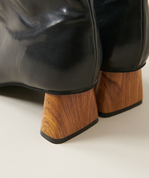natural couture（ナチュラルクチュール）の「ウッドヒールデイリーブーツ（ブーツ・レディース・アイボリー/ブラック/ブラウン・MEDIUM/LARGE）」の9枚目の写真